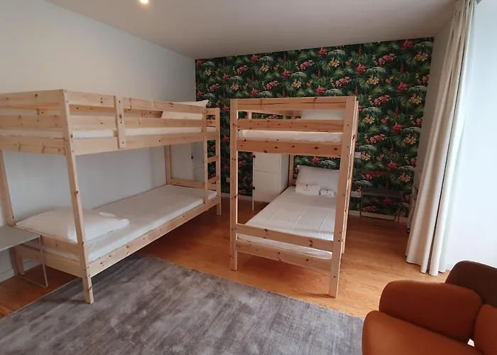 Guest house Azores - Family 2*