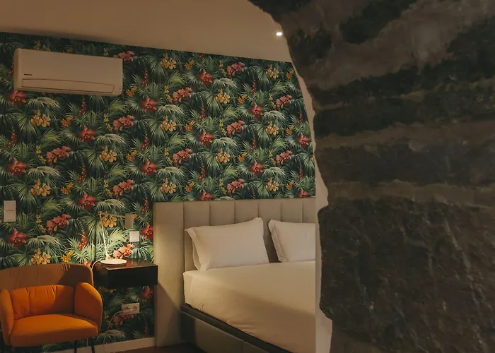 Guest house Azores - Family 2*