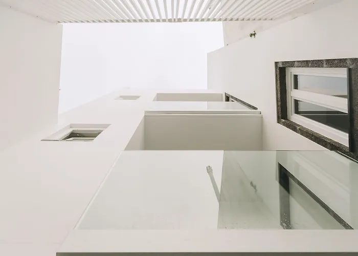 Azores - Family Guest house 2*